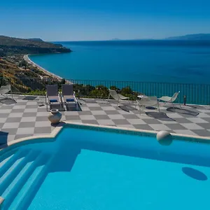 2* Aparthotel Garbis &
